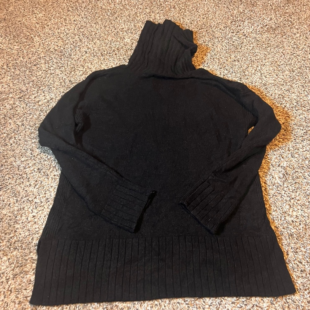 The Limited Women's Black Turtleneck Sweater Long Sleeve Ribbed Trim Casual M - Picture 6 of 6